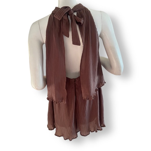 Lush One Piece Mocha Romper Pleated Sleeveless Brown Size M - Picture 4 of 12